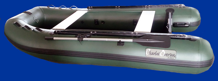Bateau vert Charles Oversea 3.0ci